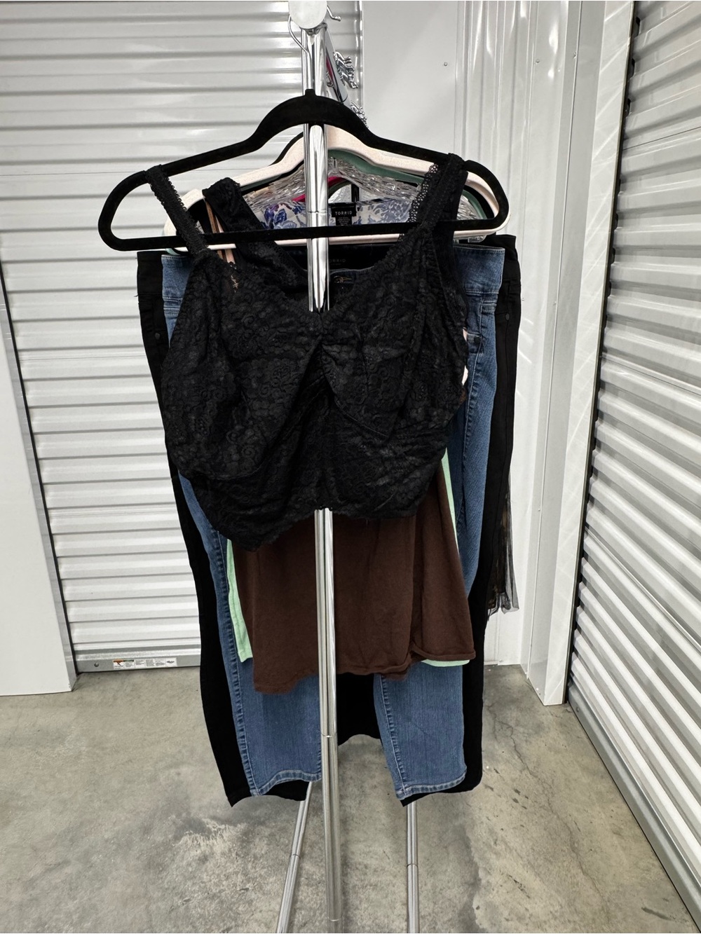 Torrid | Lace Bralette in Black | size 3